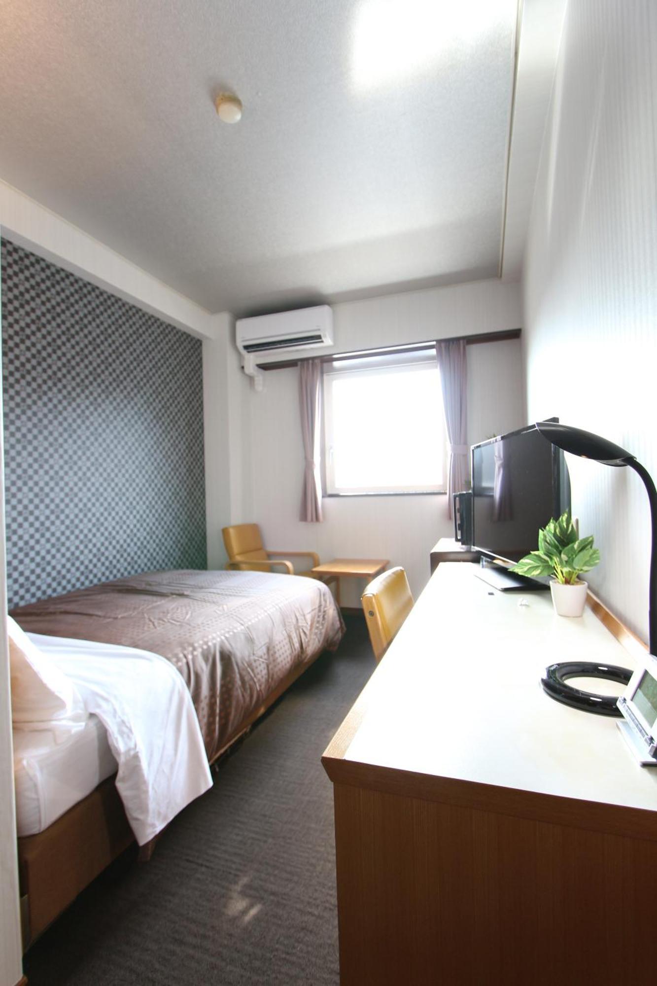 Hotel Livemax Budget Utsunomiya Exterior foto