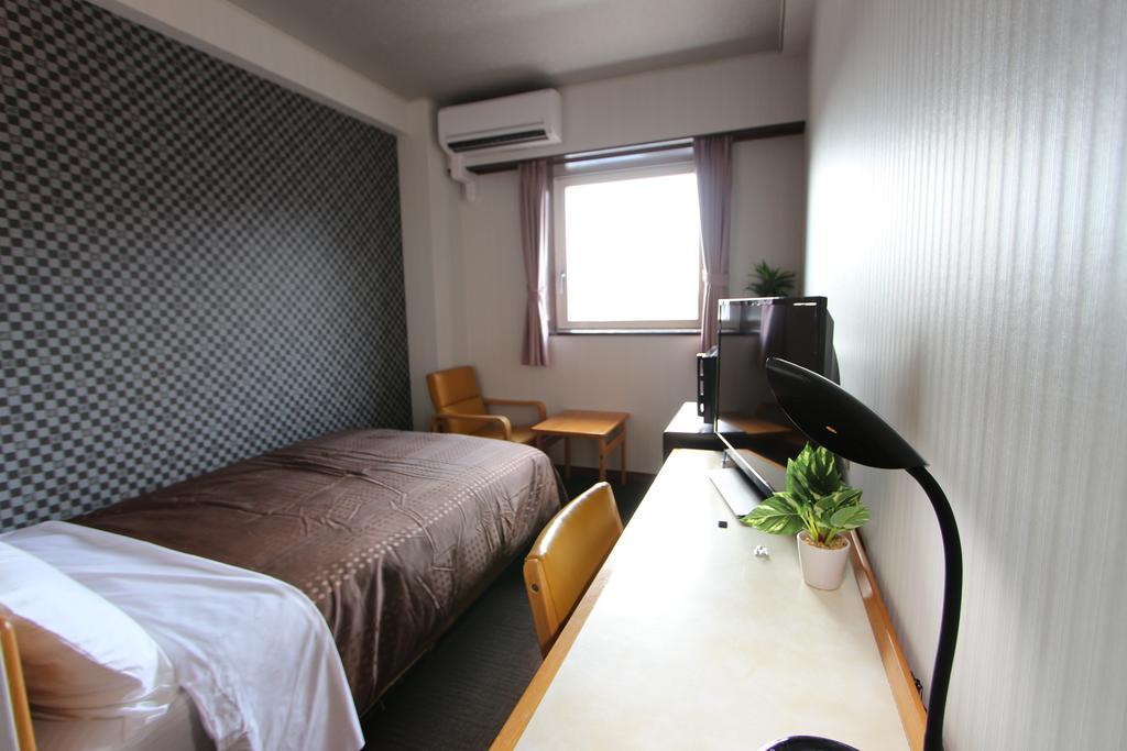 Hotel Livemax Budget Utsunomiya Exterior foto